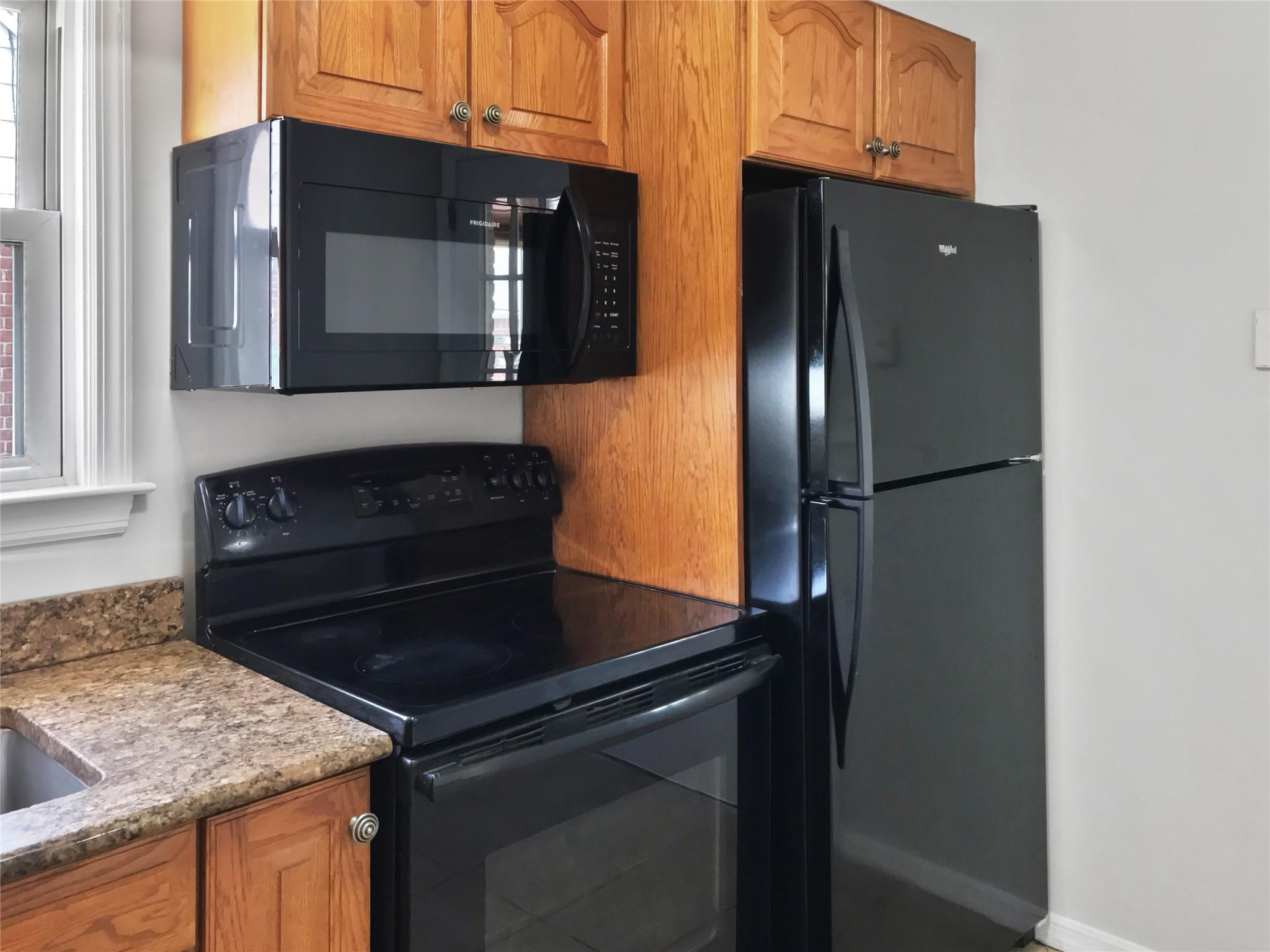 55 Martin Avenue, Hempstead, New York image 13