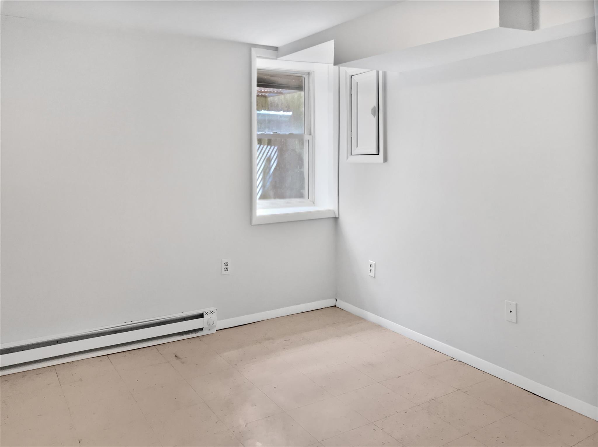 55 Martin Avenue, Hempstead, New York image 24