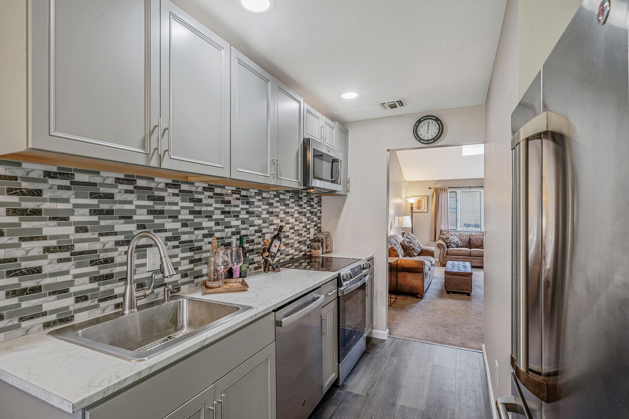 30 Jeremy Circle, Nesconset, New York image 13