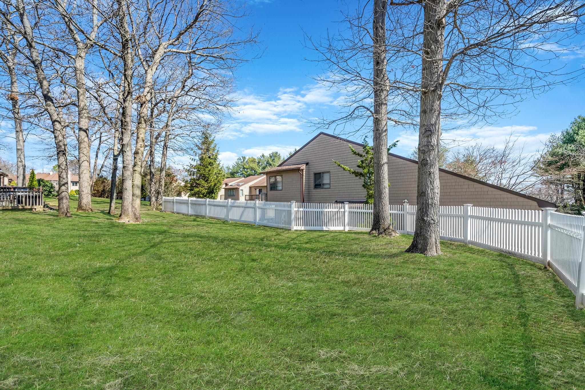 30 Jeremy Circle, Nesconset, New York image 7