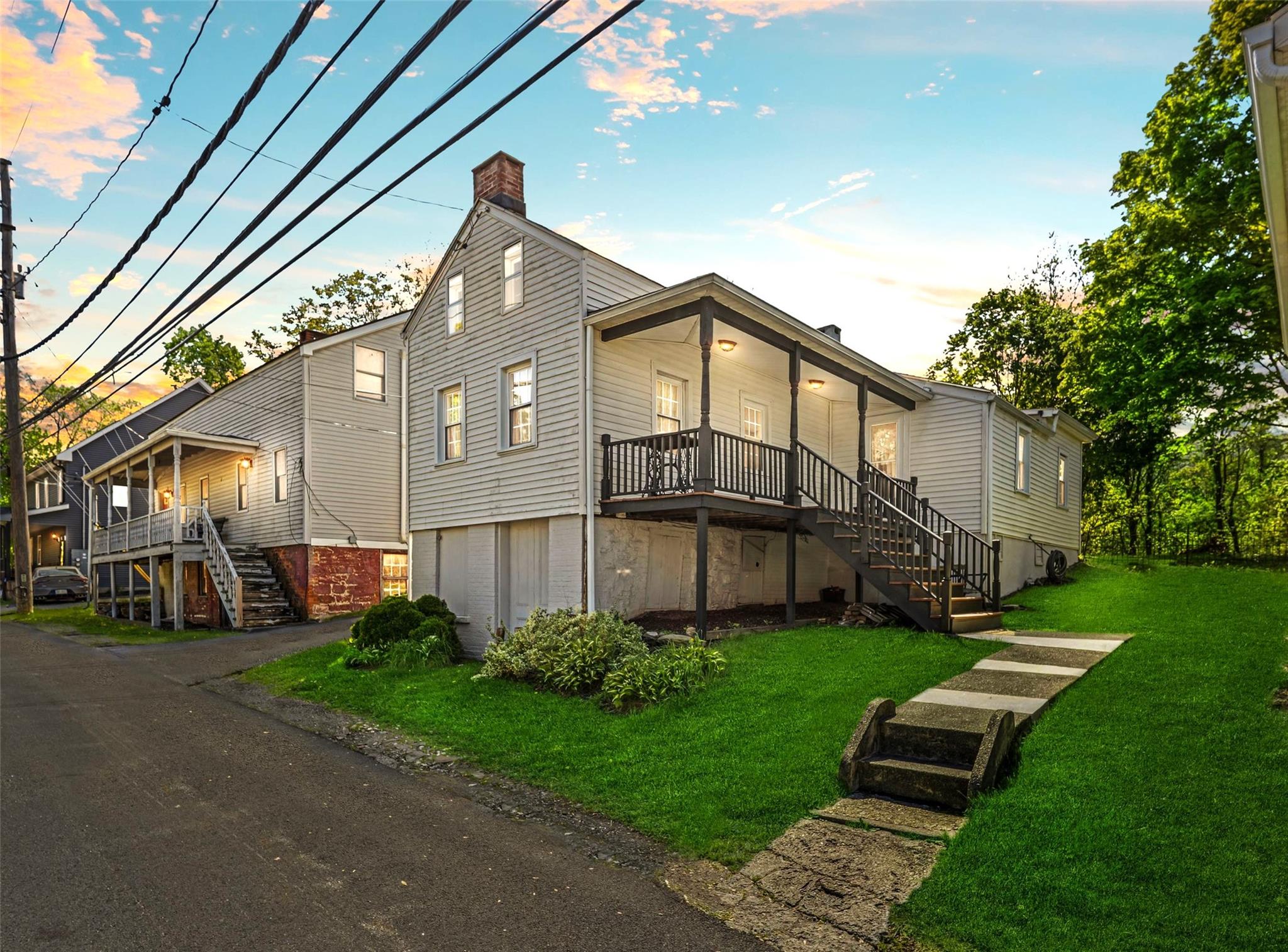 Old Glenham Rd Rd, Glenham, New York - 2 Bedrooms  
1 Bathrooms  
5 Rooms - 