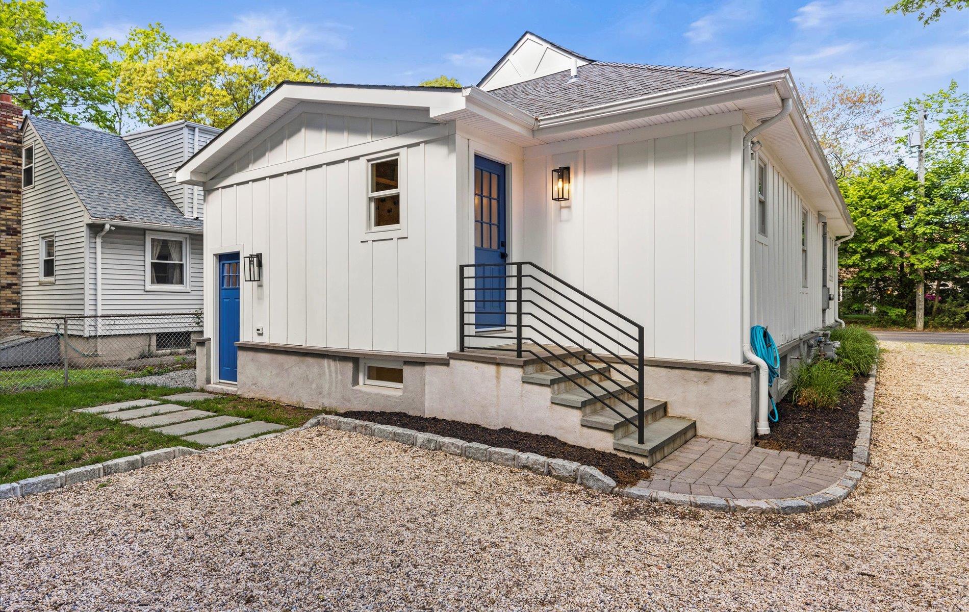 650 Washington Drive, Centerport, New York image 26