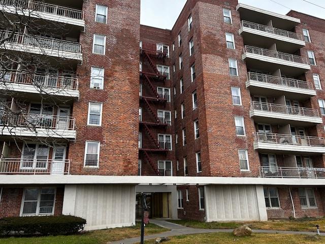 1430 Seagirt Boulevard #2G, Far Rockaway, New York image 2