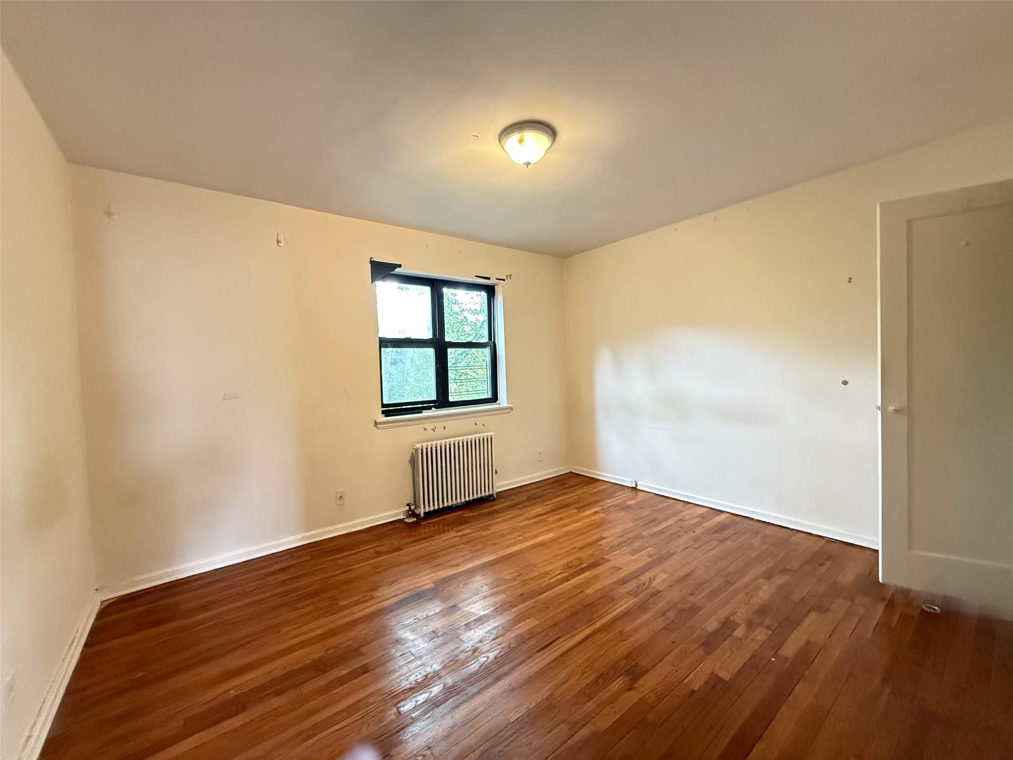 46-26 215th Place Pl #3A, Bayside, New York image 4