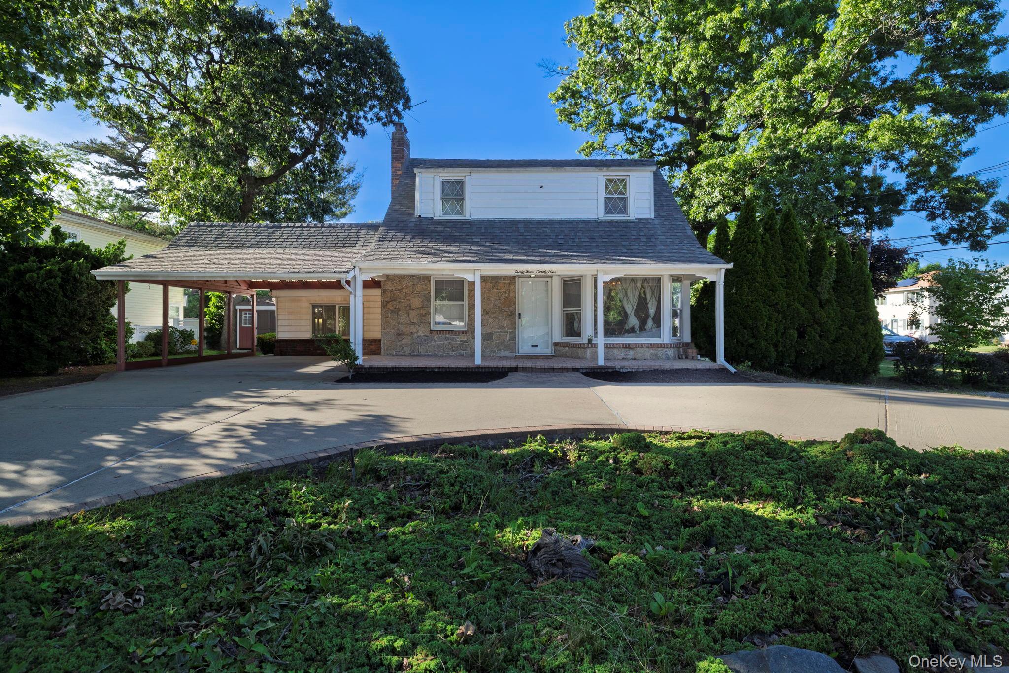 3499 Woodward Avenue