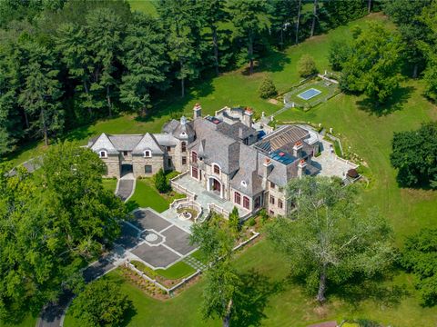 102 Horseshoe Road Mill Neck NY 11765