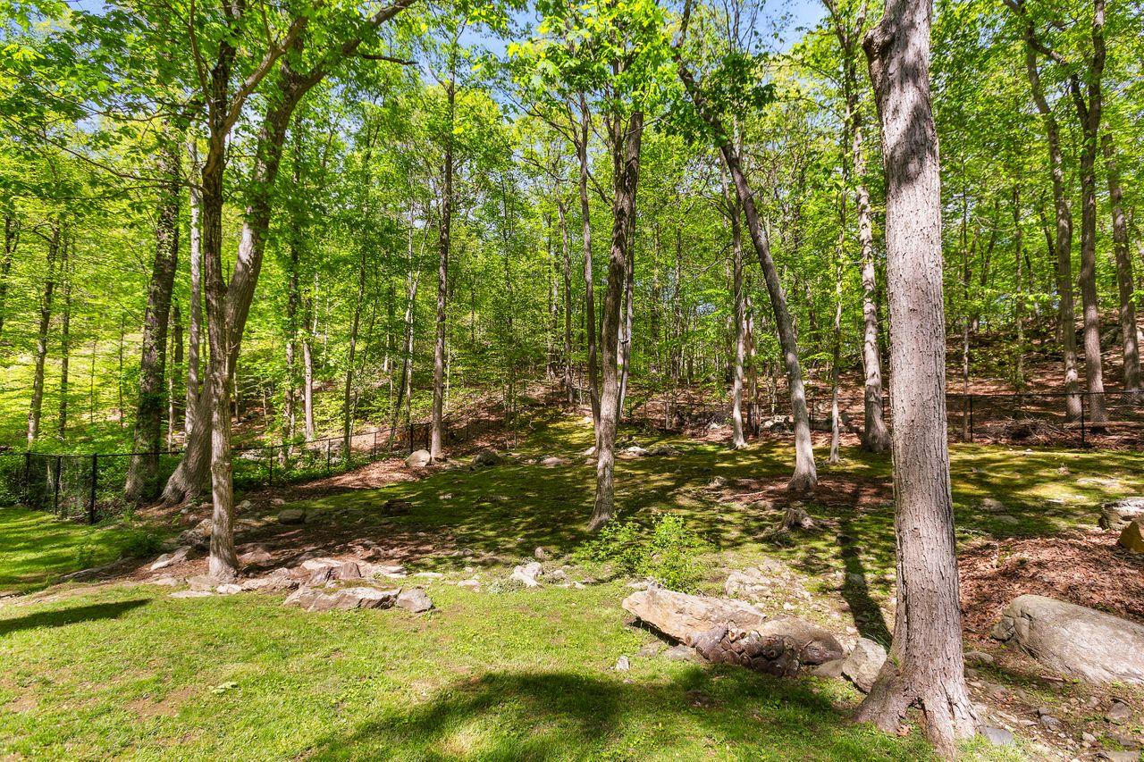 7 Laurie Lane, South Salem, New York image 43