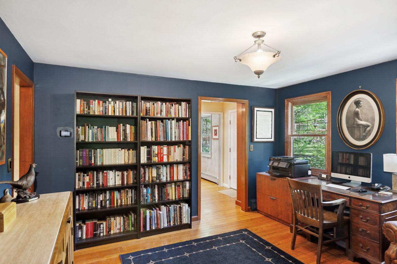 7 Laurie Lane, South Salem, New York image 13