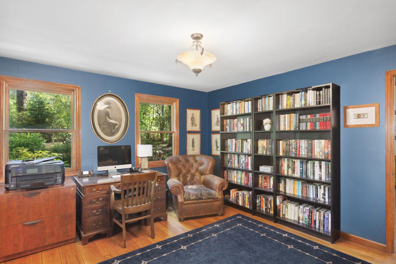 7 Laurie Lane, South Salem, New York image 11