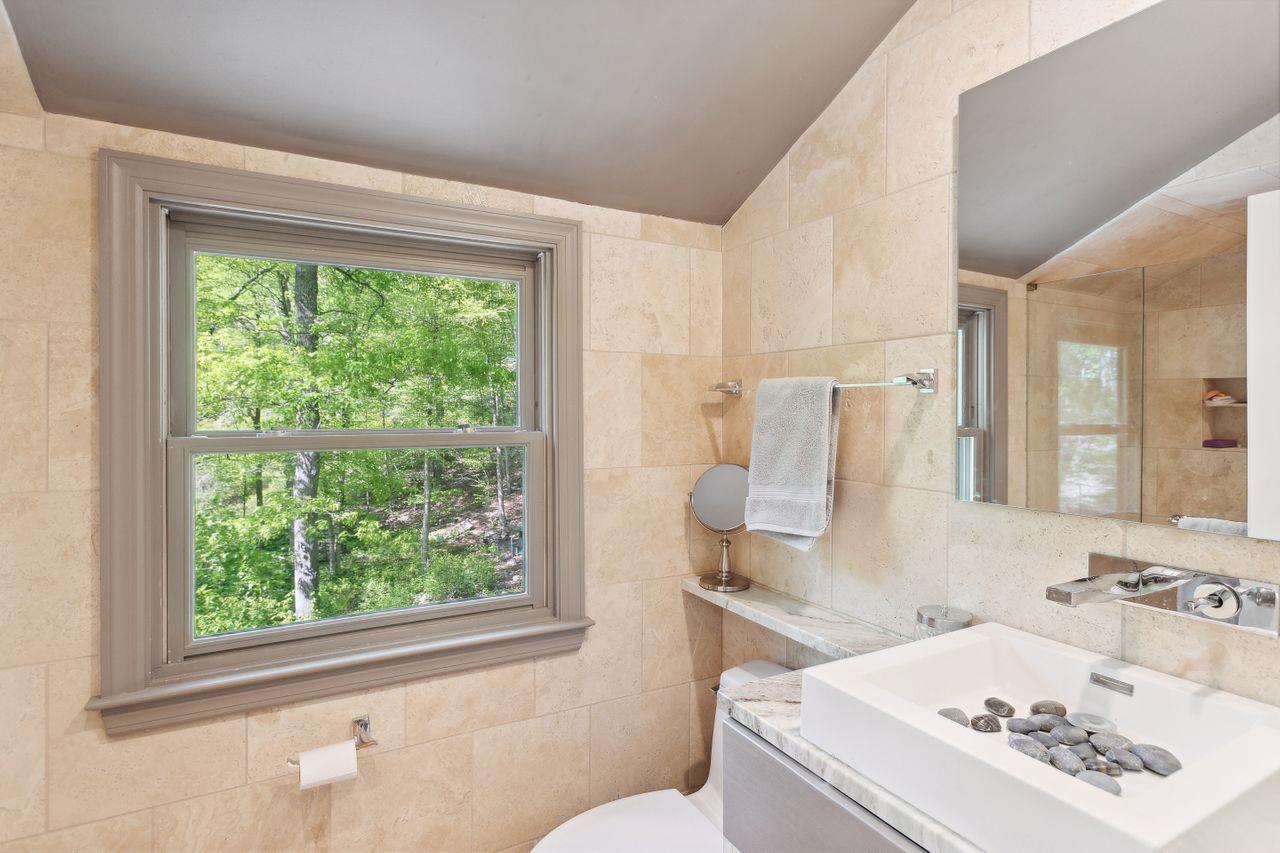 7 Laurie Lane, South Salem, New York image 25