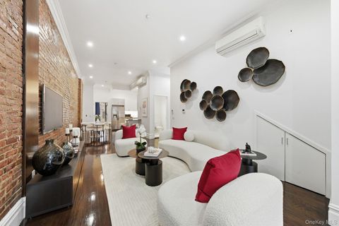 236 W 112th Street 1 New York (Manhattan) NY 10026