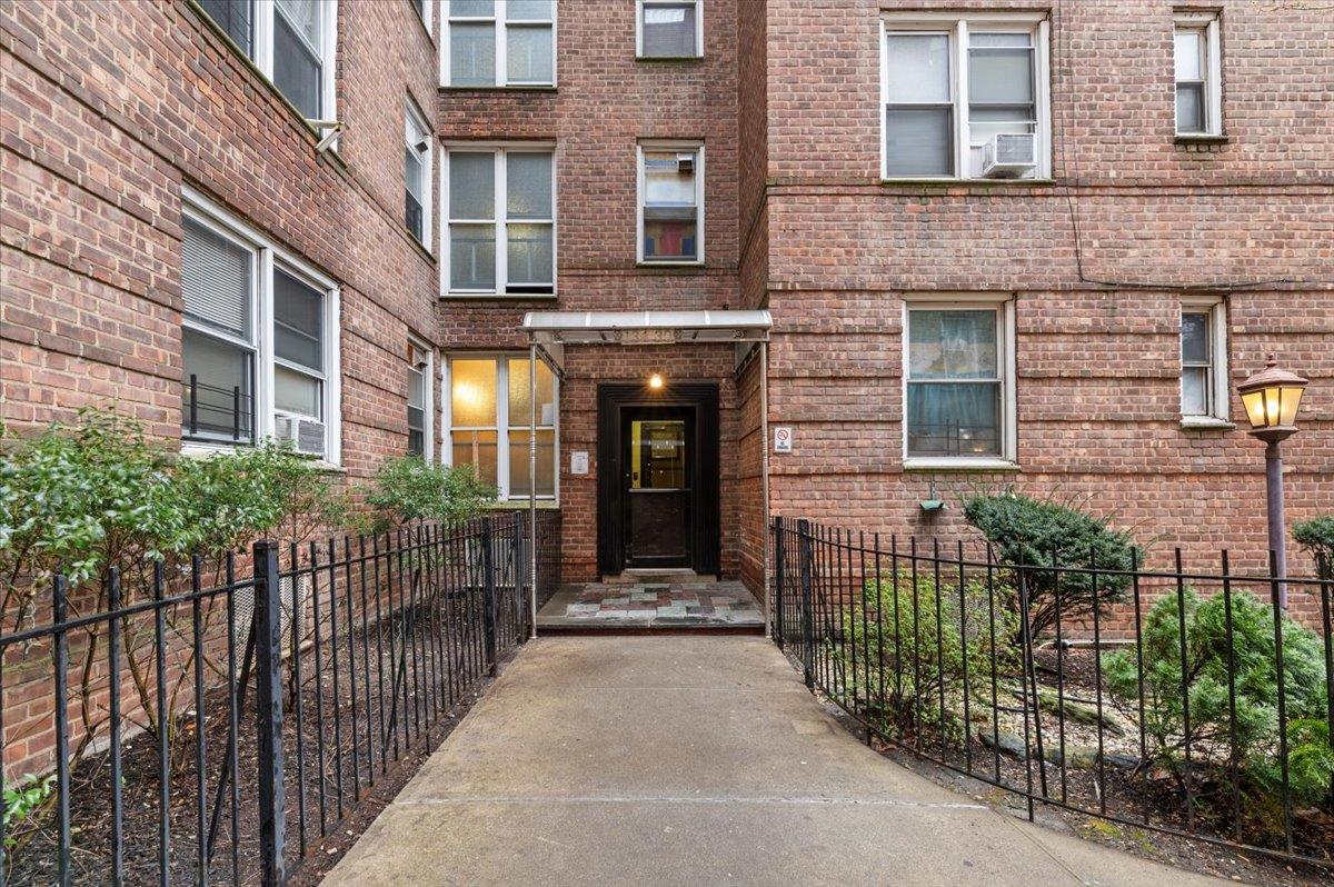 134-30 Franklin Avenue #5H, Flushing, New York image 4