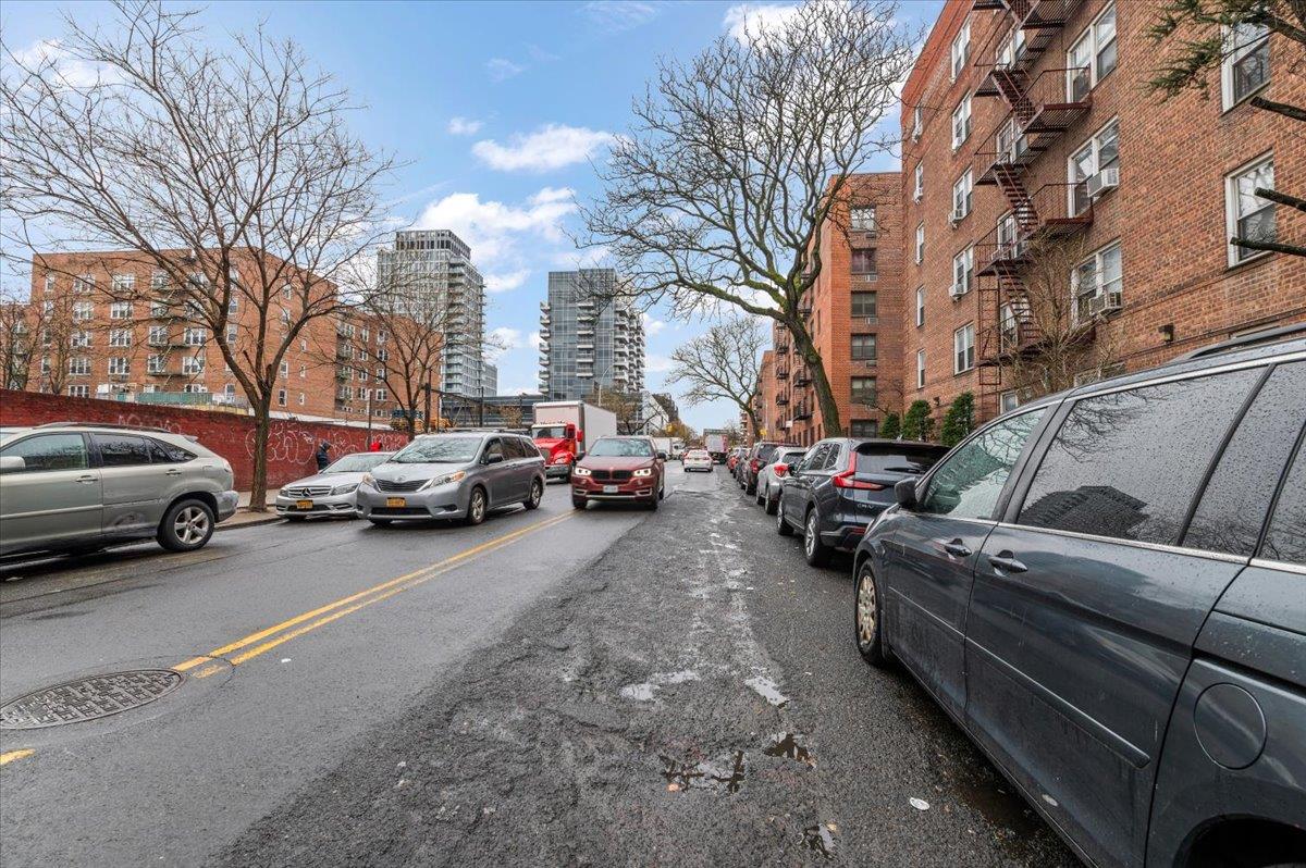 134-30 Franklin Avenue #5H, Flushing, New York image 17