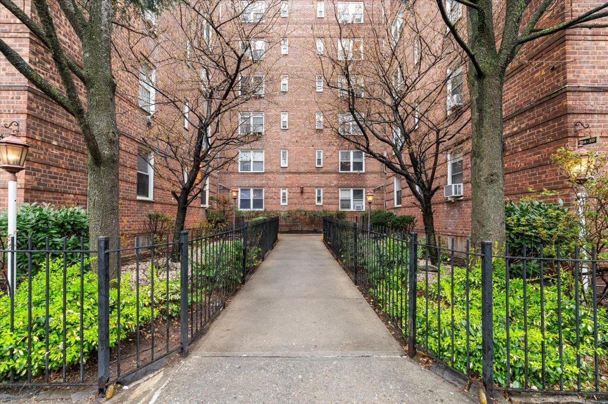 134-30 Franklin Avenue #5H, Flushing, New York image 3