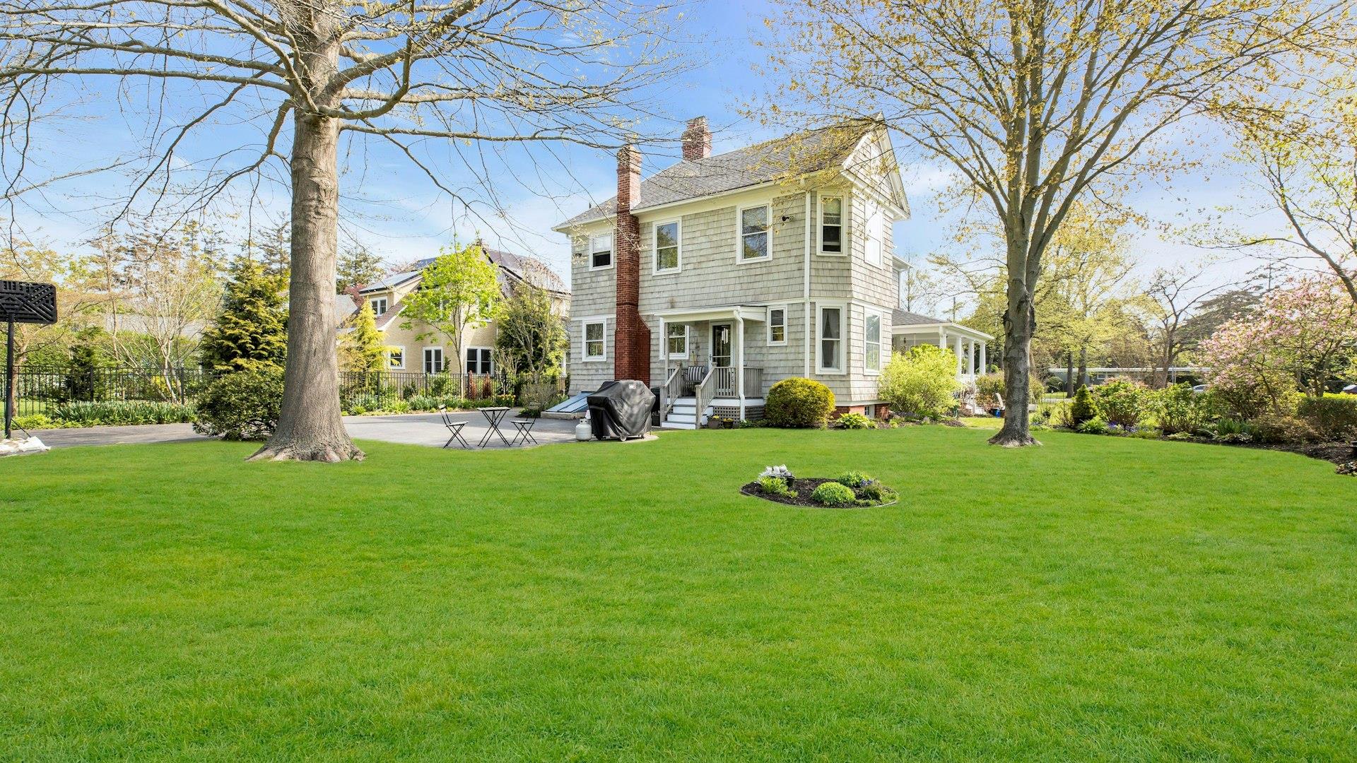 124 Handsome Avenue, Sayville, New York image 27