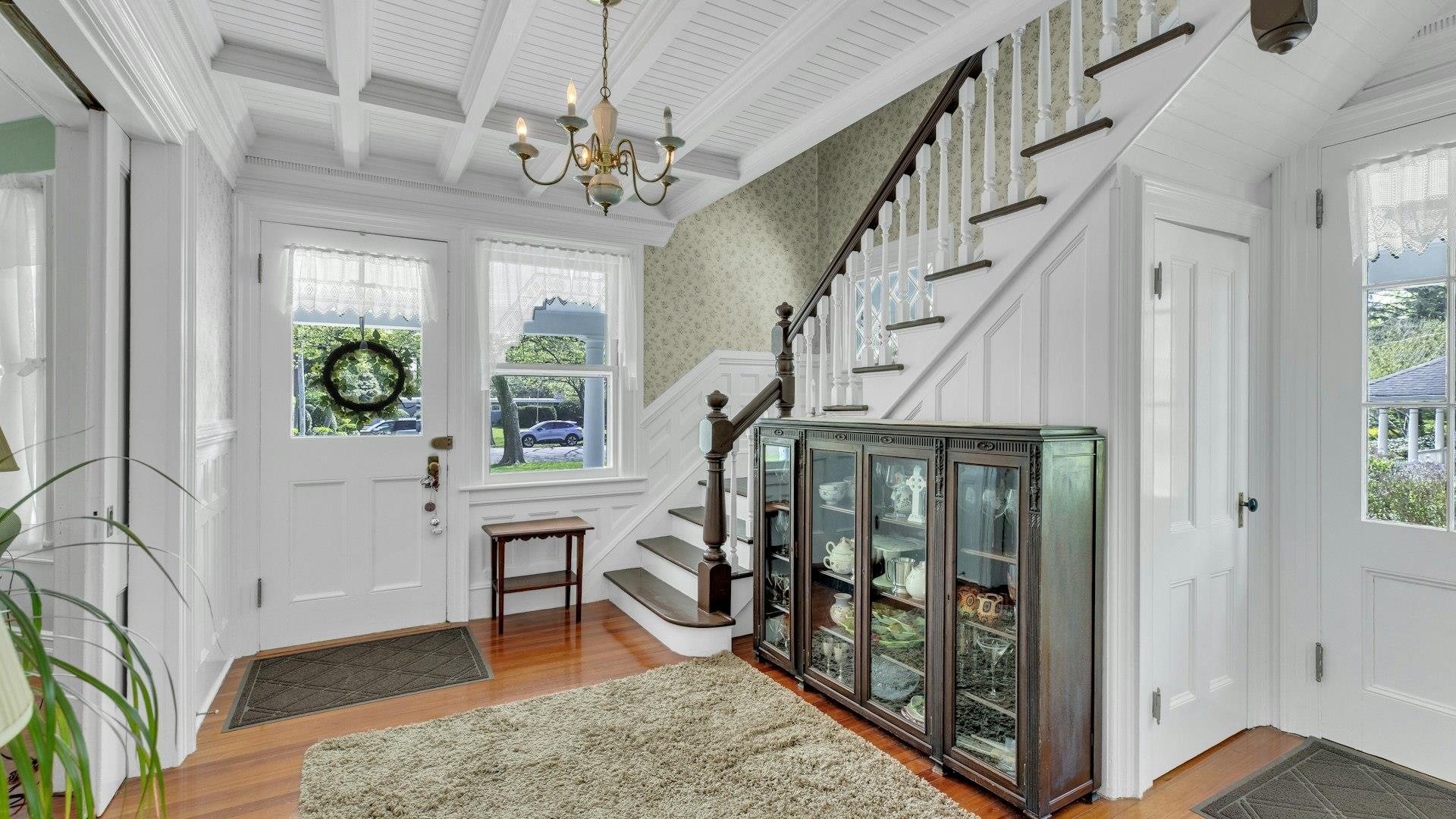 124 Handsome Avenue, Sayville, New York image 8