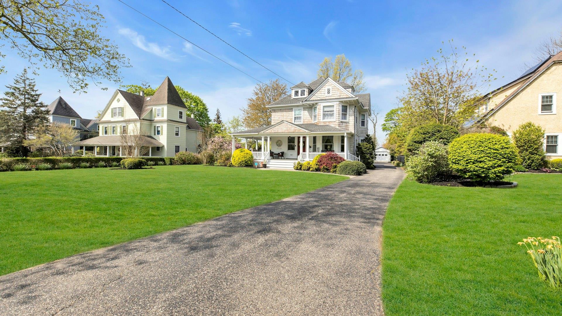 124 Handsome Avenue