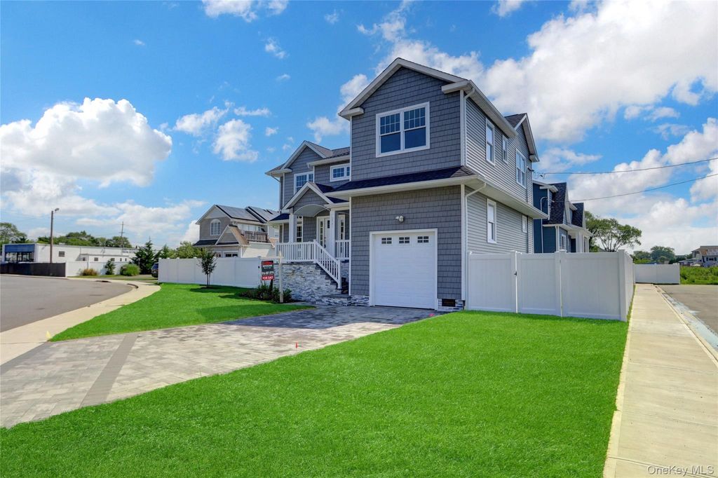 Photo of 2941 Moreland Avenue, Oceanside, NY 11572 (MLS # 878268)