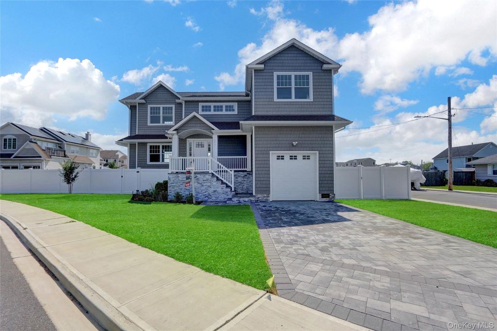 Photo of 2941 Moreland Avenue, Oceanside, NY 11572 (MLS # 878268)
