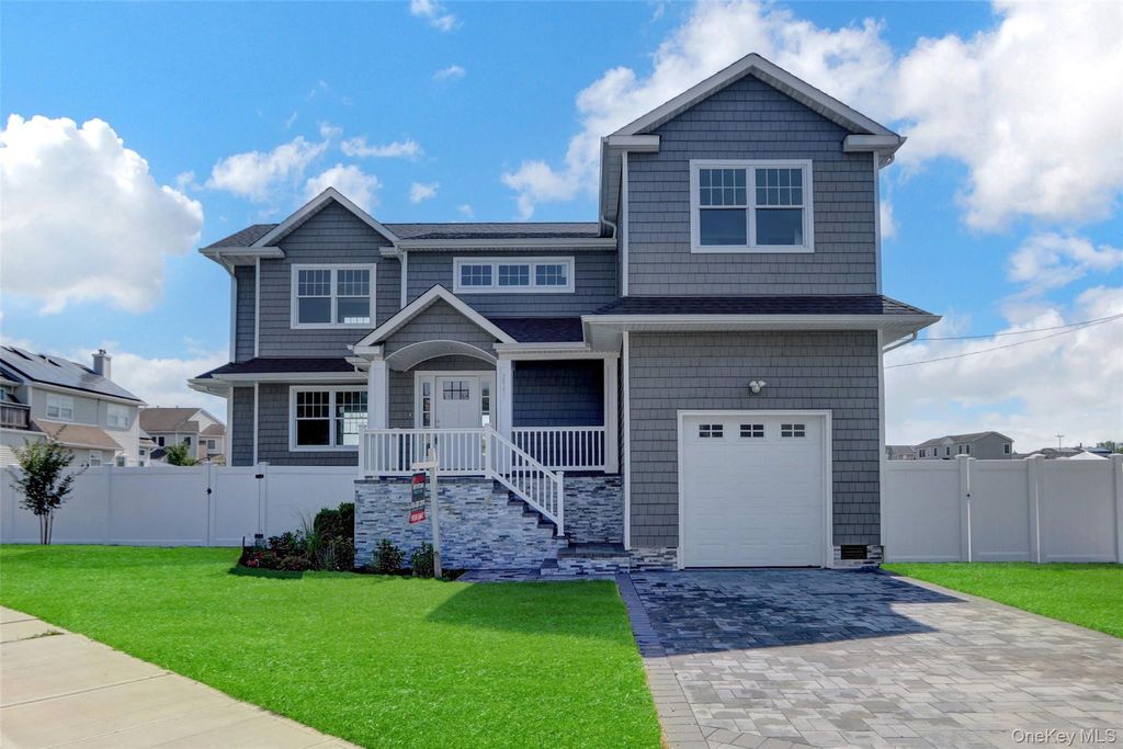 Photo of 2941 Moreland Avenue, Oceanside, NY 11572 (MLS # 878268)