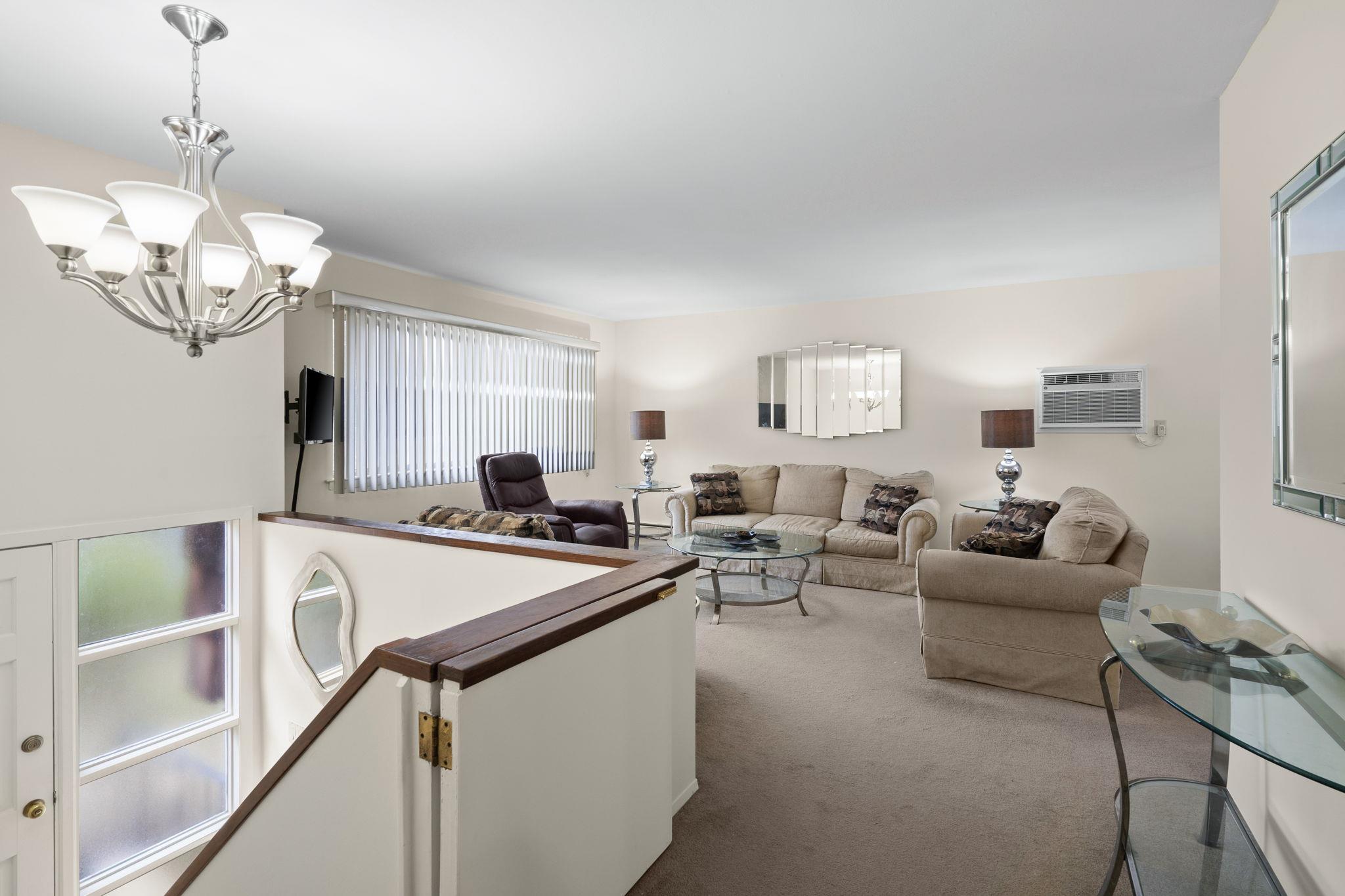 25A Winthrop Drive, Woodbury, New York image 3