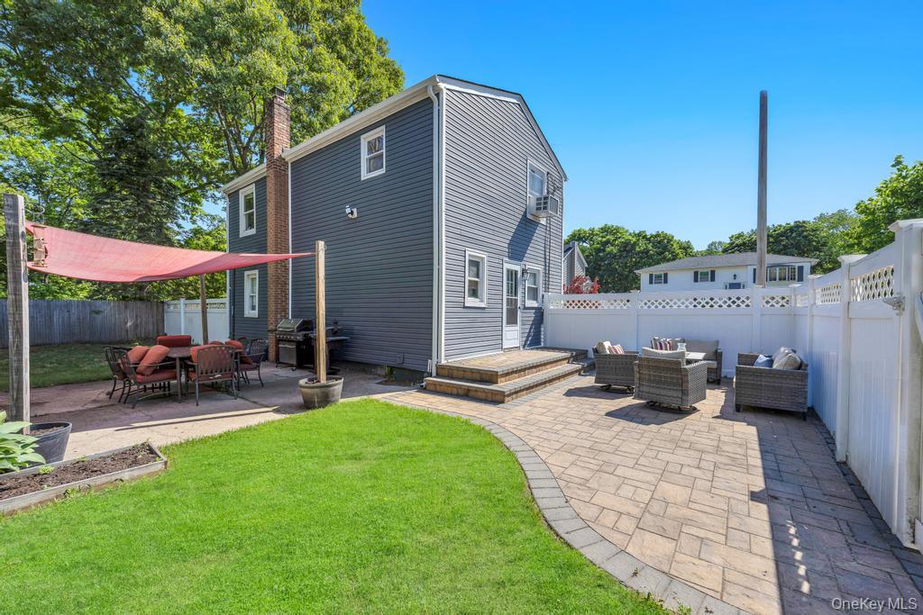 66 Oxhead Road