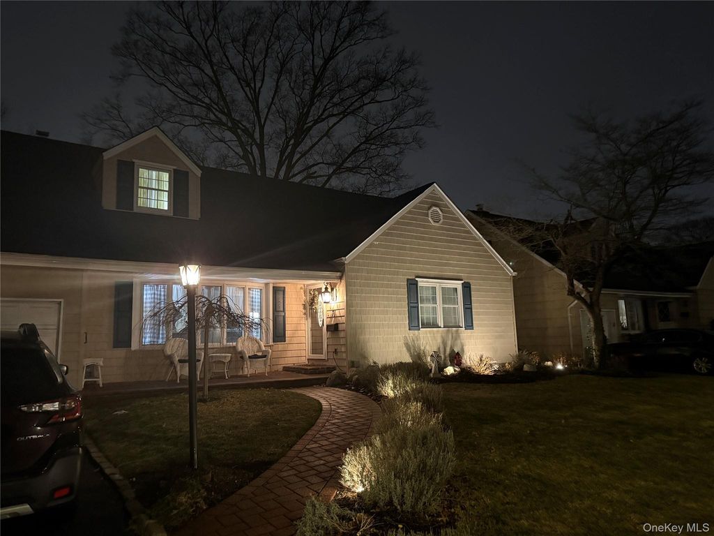 Photo of 71 Home Street, Malverne, NY 11565 (MLS # 950461)