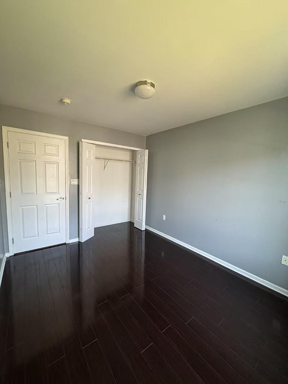 241-39B Oak Park Drive, Little Neck, New York image 15