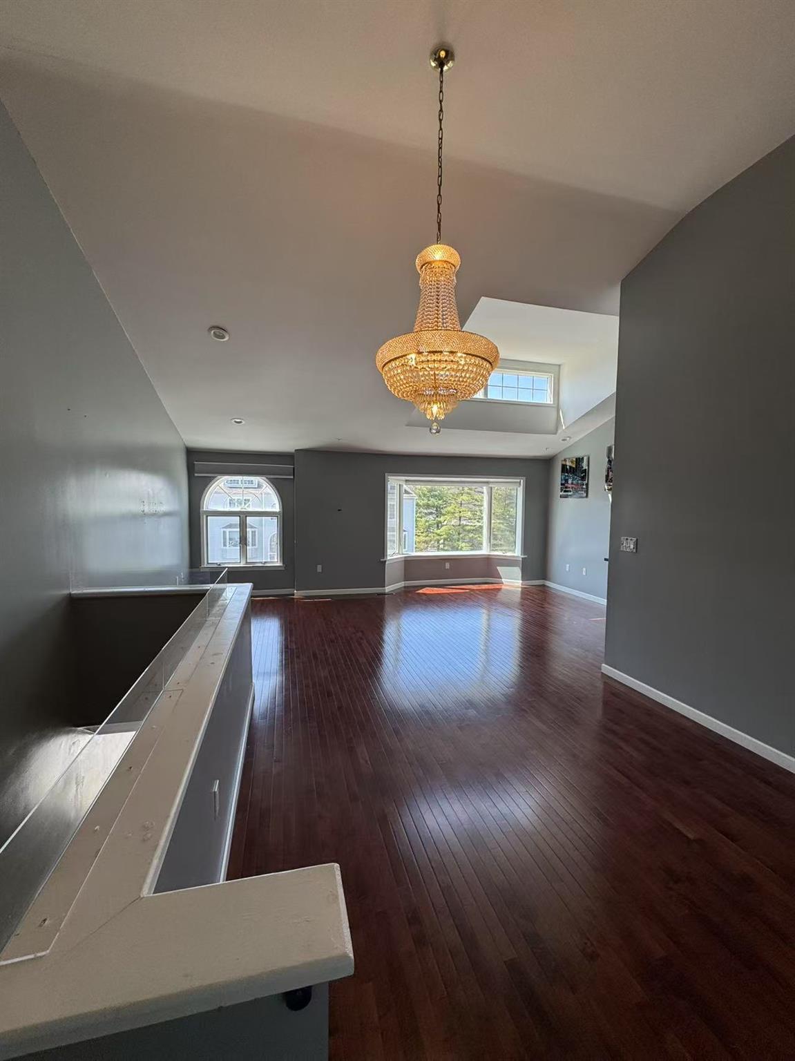 241-39B Oak Park Drive, Little Neck, New York image 6