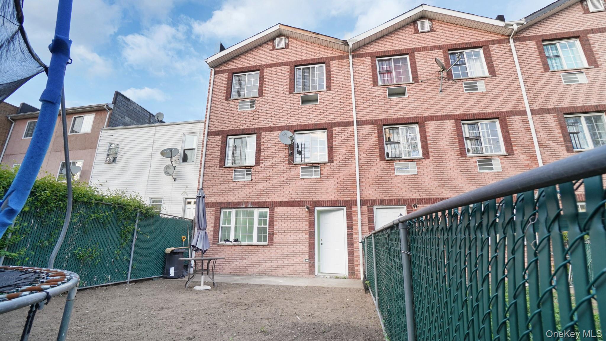 106-30 156th Street - Photo 4