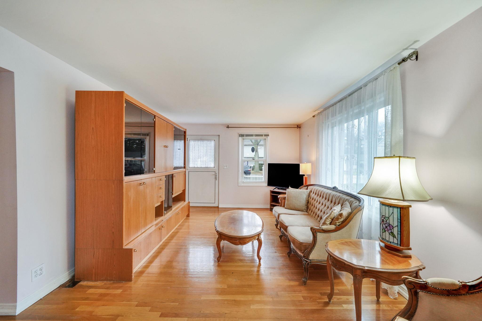 622 Sandra Avenue Ave, West Islip, New York image 8
