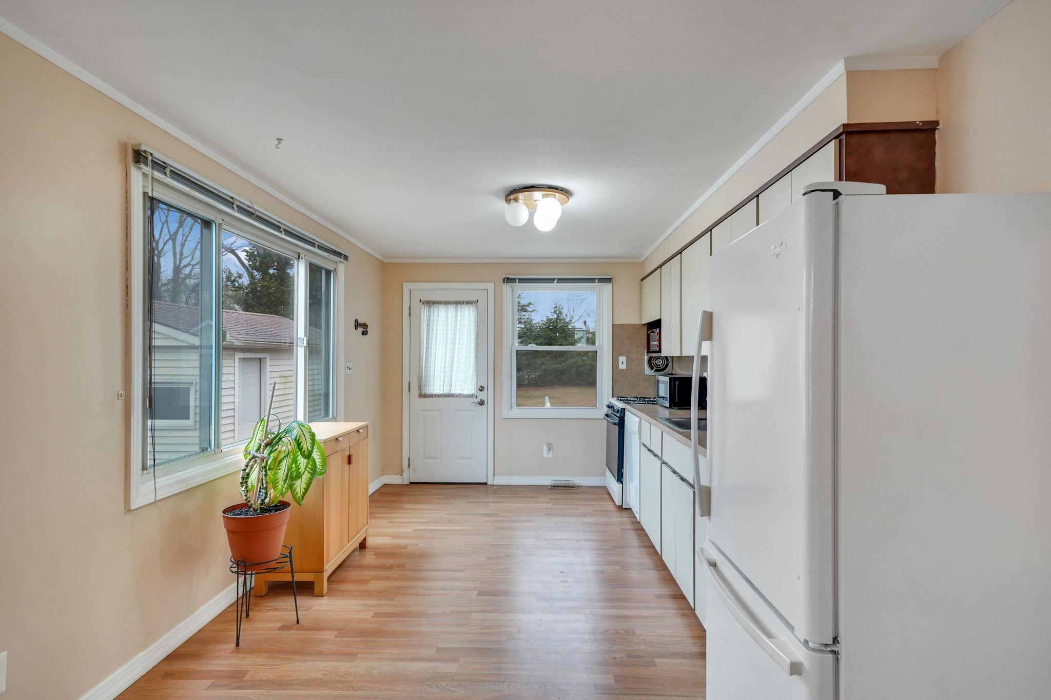 622 Sandra Avenue Ave, West Islip, New York image 13
