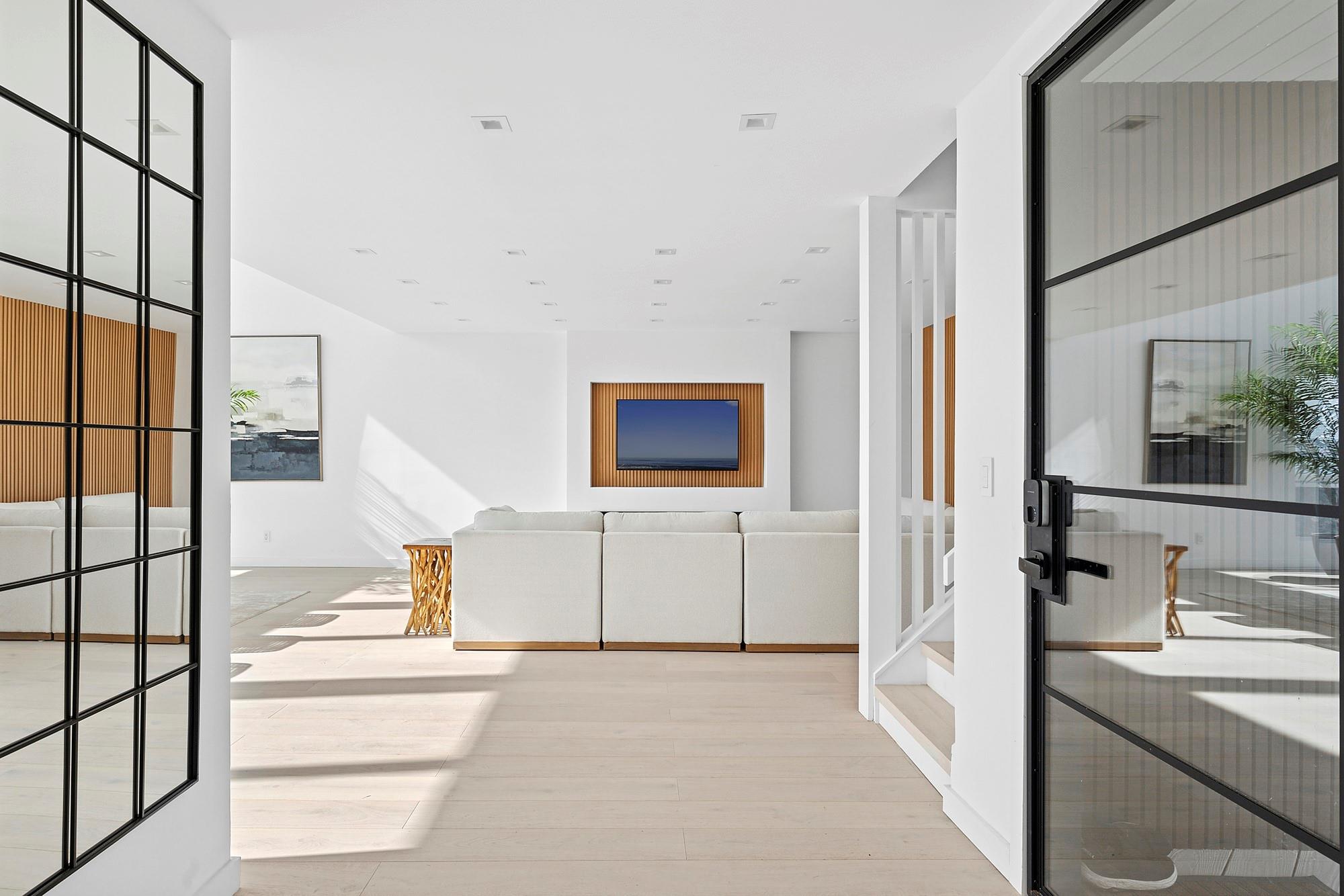 11 Tiana Circle, Hampton Bays, New York image 12