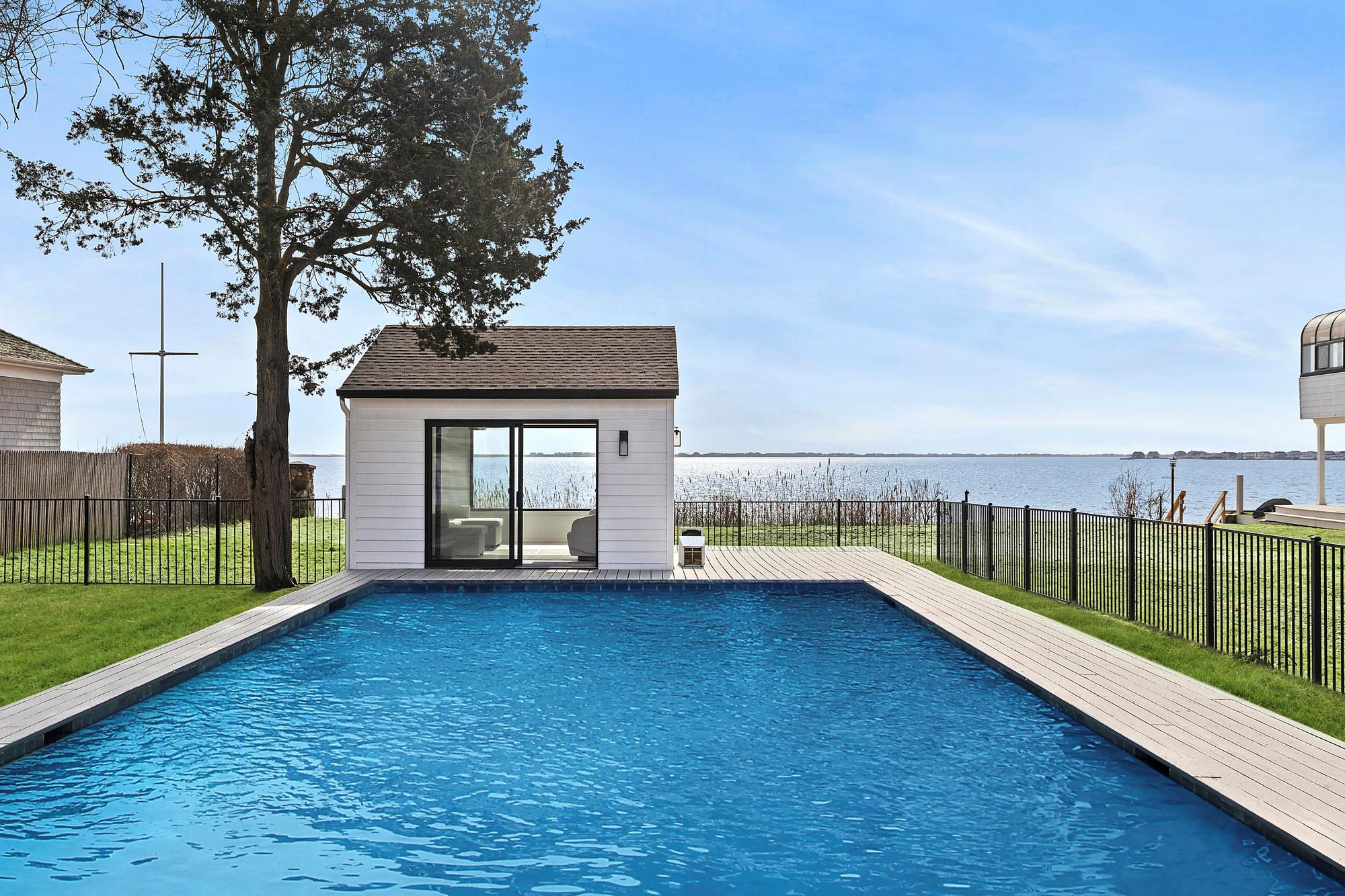11 Tiana Circle, Hampton Bays, New York image 27
