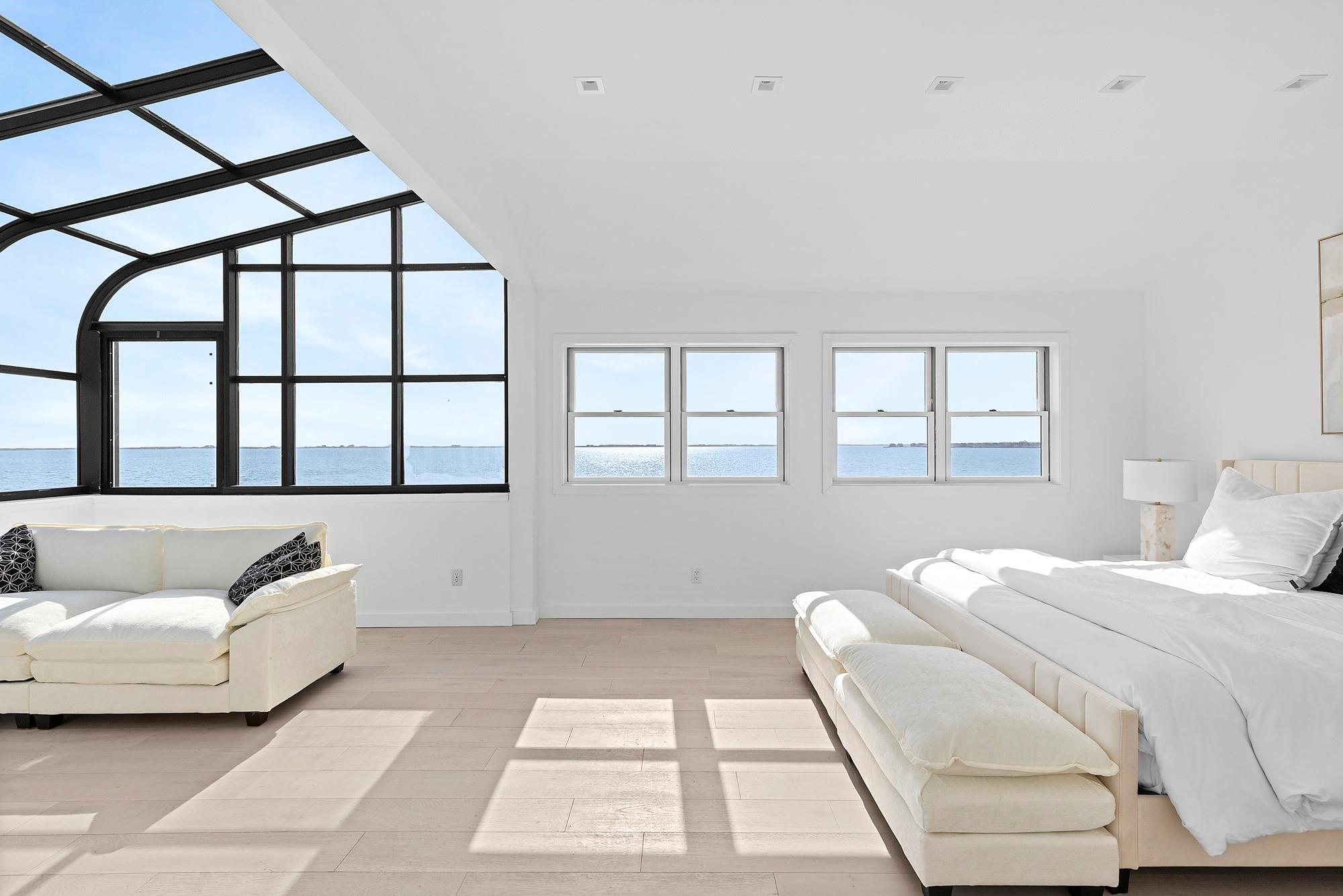 11 Tiana Circle, Hampton Bays, New York image 16