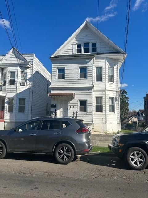 S 1st Avenue, Mount Vernon, New York - 8 Bedrooms  
3 Bathrooms - 