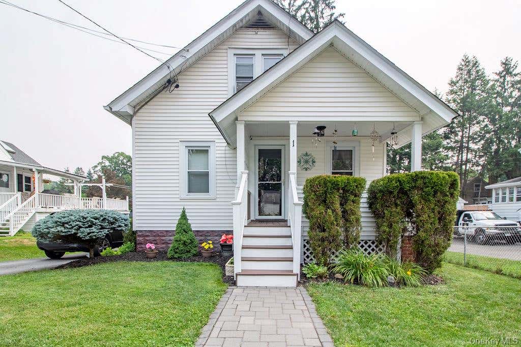 Photo of 1 Carnation Avenue, Ellenville, NY 12428 (MLS # 1026731)
