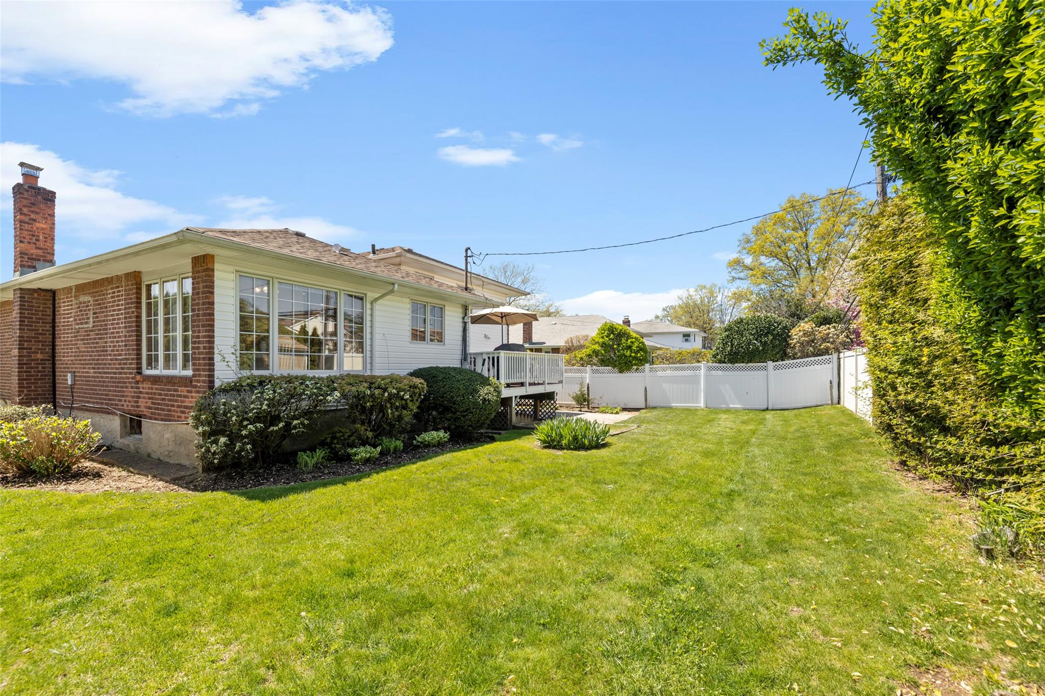 21 Felice Lane, Plainview, New York image 21