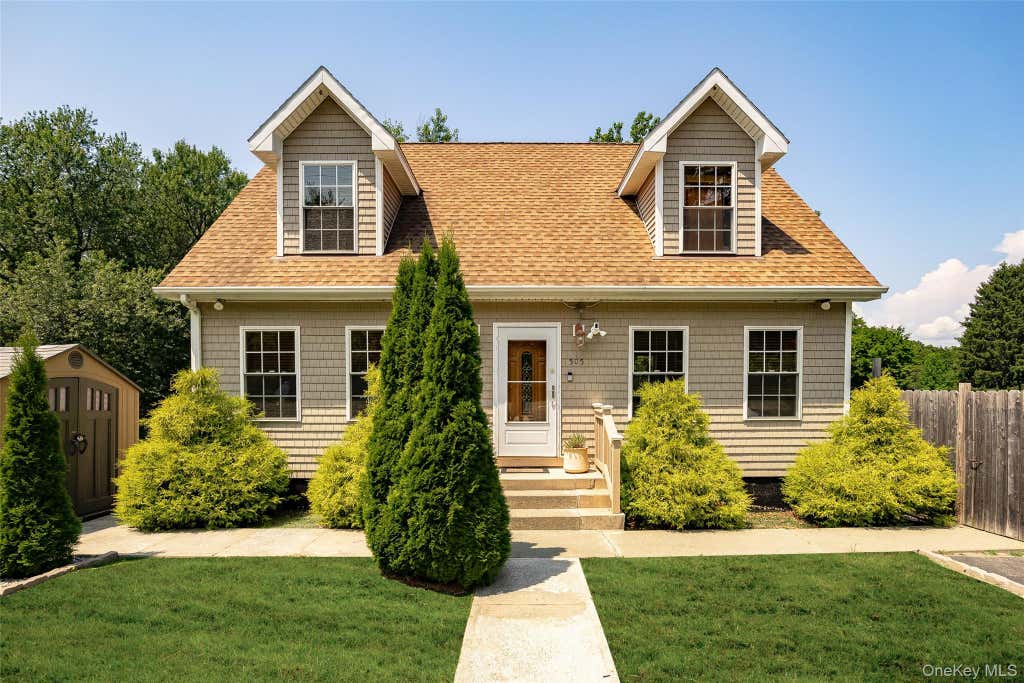 Photo of 505 Route 9D, Beacon, NY 12508 (MLS # 1032290)