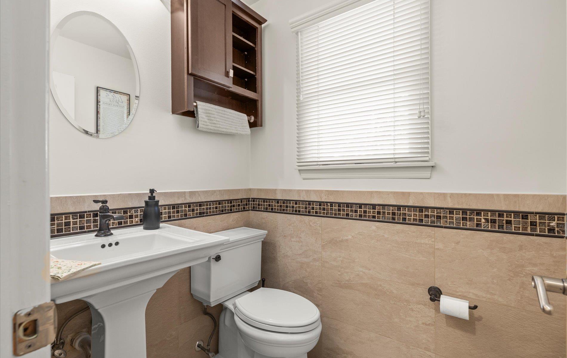 144 Kings Park Road, Commack, New York image 15