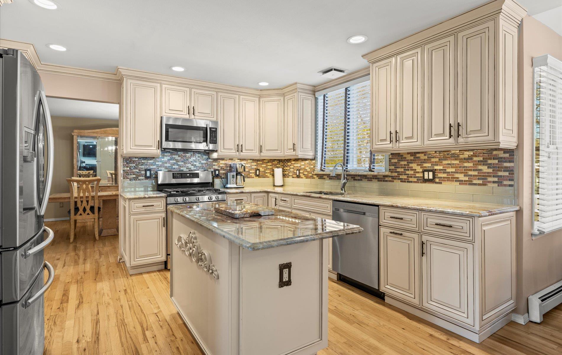 144 Kings Park Road, Commack, New York image 10