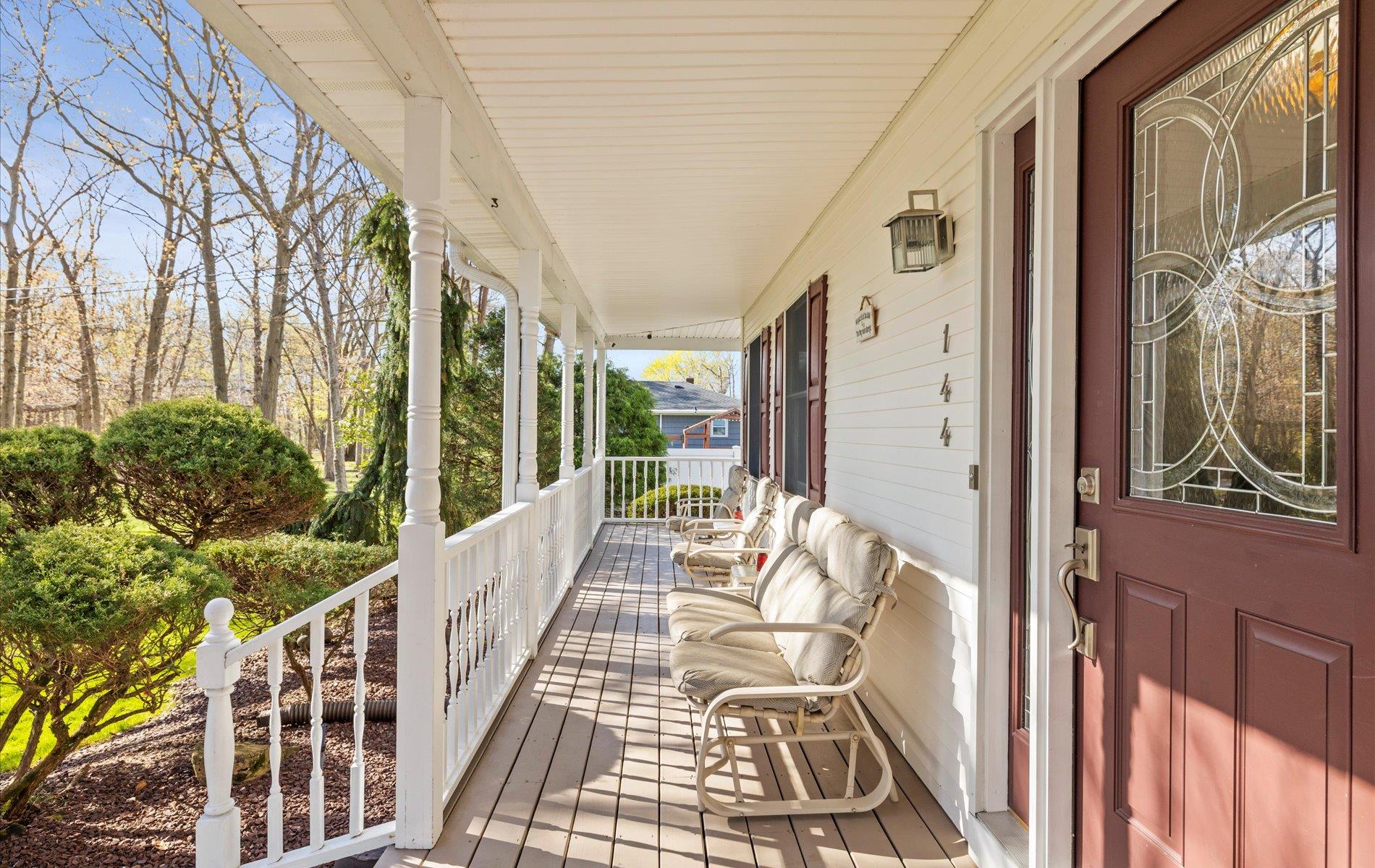144 Kings Park Road, Commack, New York image 4