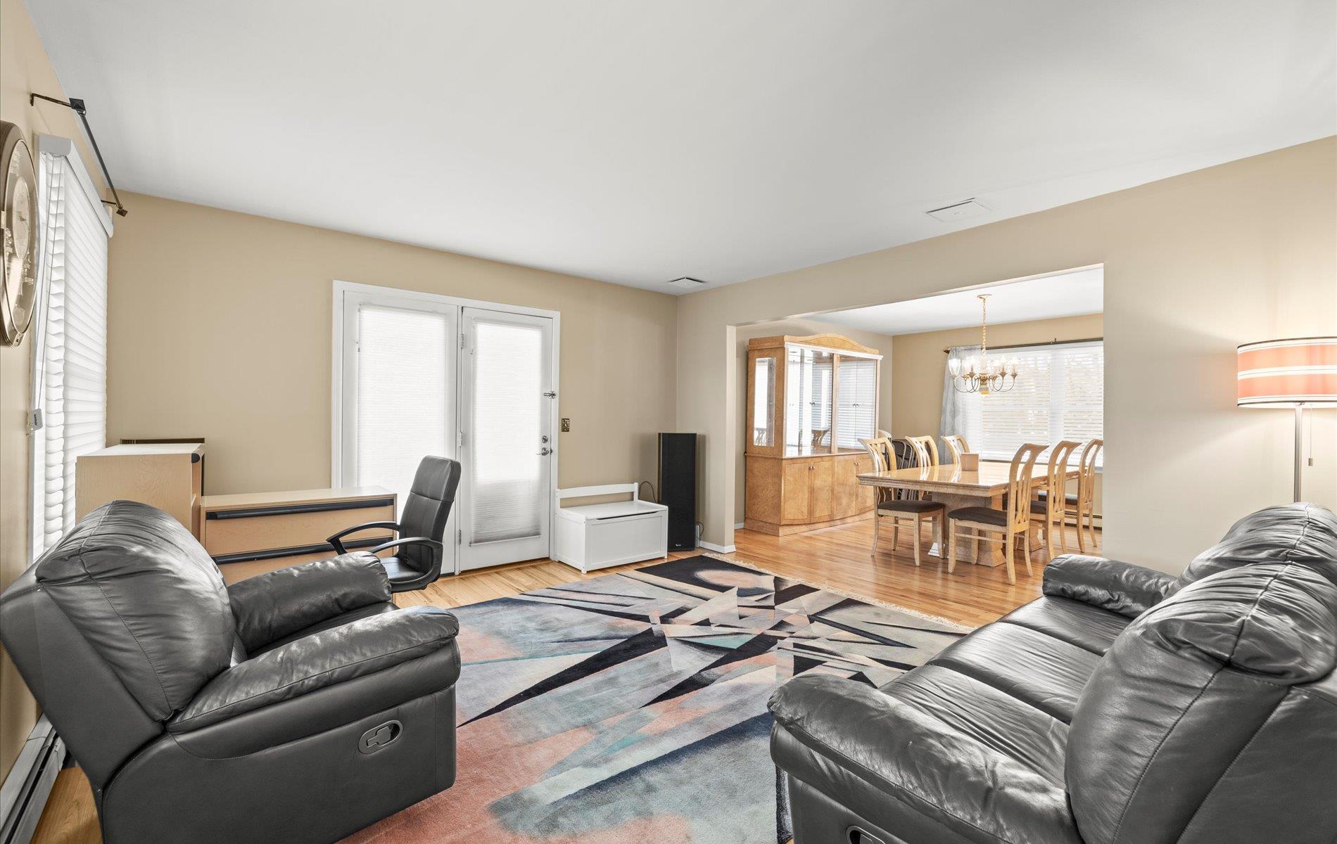 144 Kings Park Road, Commack, New York image 14