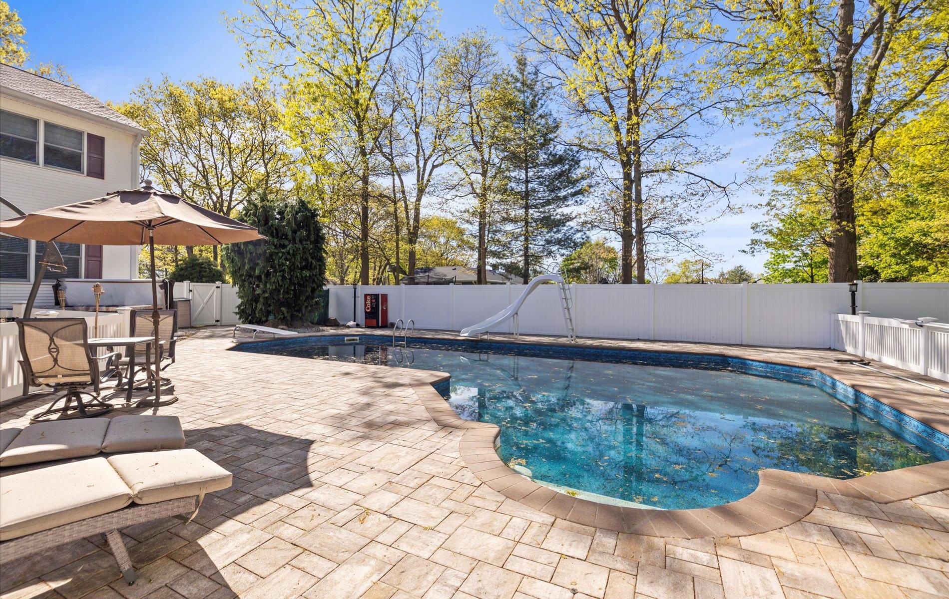 144 Kings Park Road, Commack, New York image 32