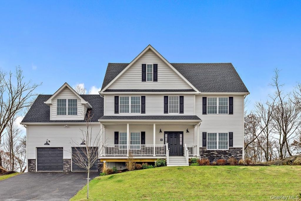 Photo of 775 Linda Avenue, Thornwood, NY 10594 (MLS # 943941)