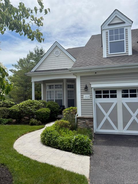 Condo For Sale - 203 Bach Court<br/> Eastport, NY 11941