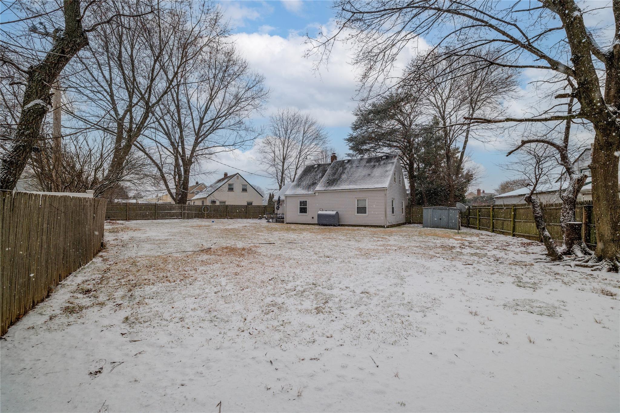 23 Cove Lane, Levittown, New York image 20