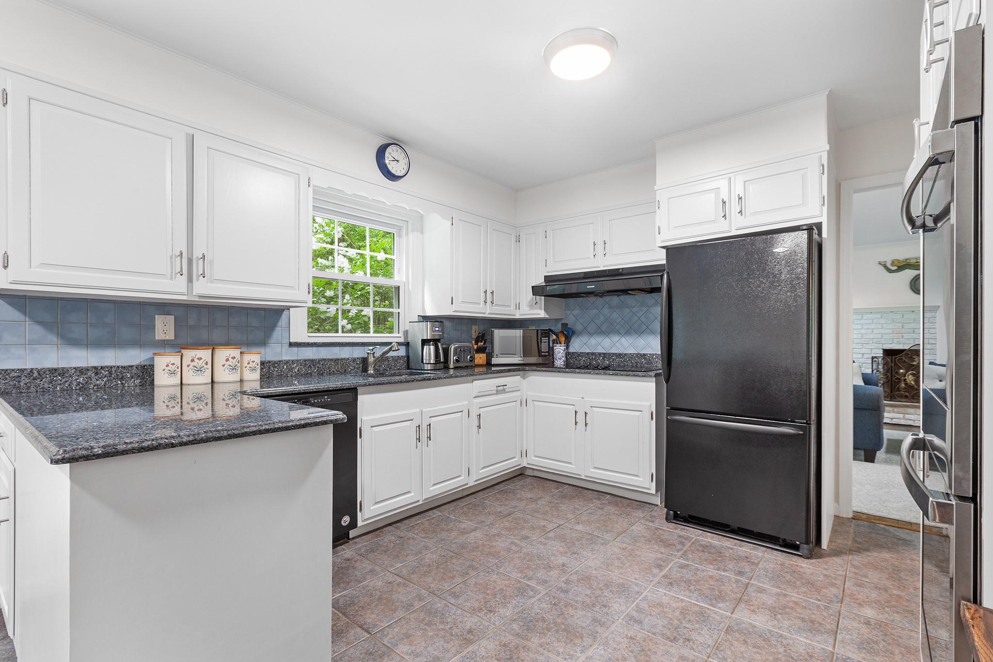 10 Catherine Place, Katonah, New York image 10