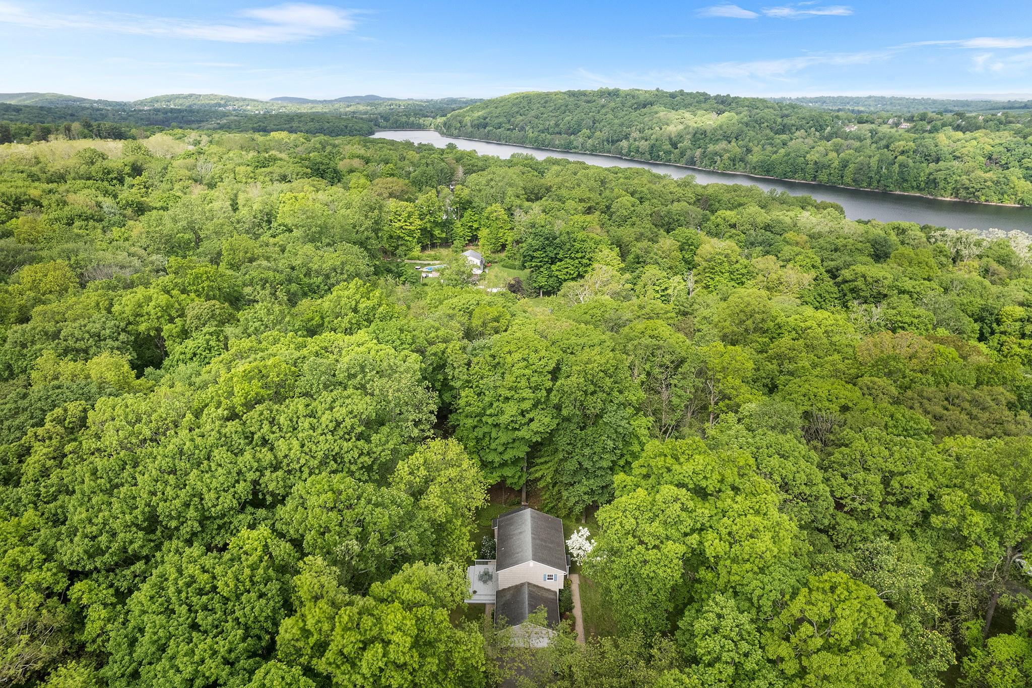 10 Catherine Place, Katonah, New York image 29