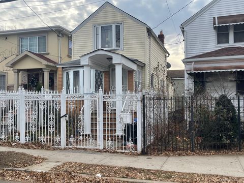 Apartment For Sale - 146-04 130th Avenue<br/> Jamaica, NY 11436
